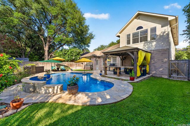 3035 Fall Mist Dr, San Antonio, TX 78247