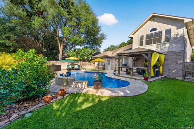 3035 Fall Mist Dr, San Antonio, TX 78247