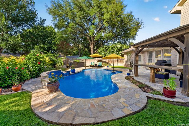 3035 Fall Mist Dr, San Antonio, TX 78247
