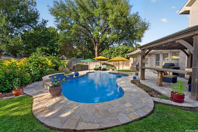 3035 Fall Mist Dr, San Antonio, TX 78247