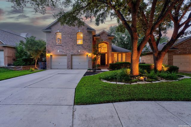 3035 Fall Mist Dr, San Antonio, TX 78247