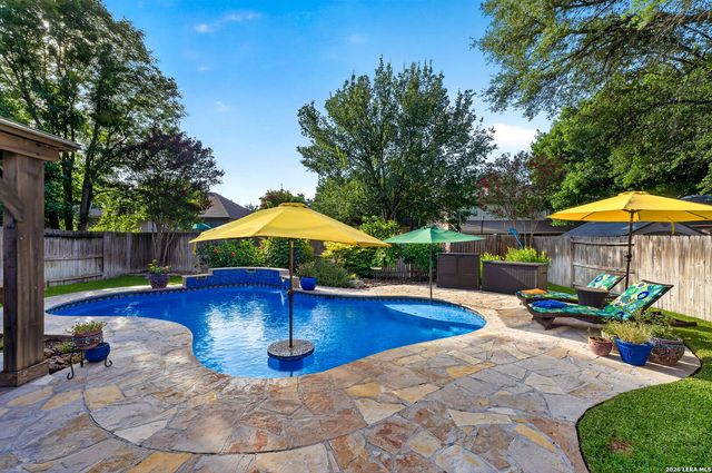 3035 Fall Mist Dr, San Antonio, TX 78247