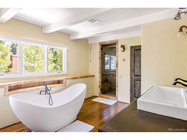 50 Albion St, Denver, CO 80220