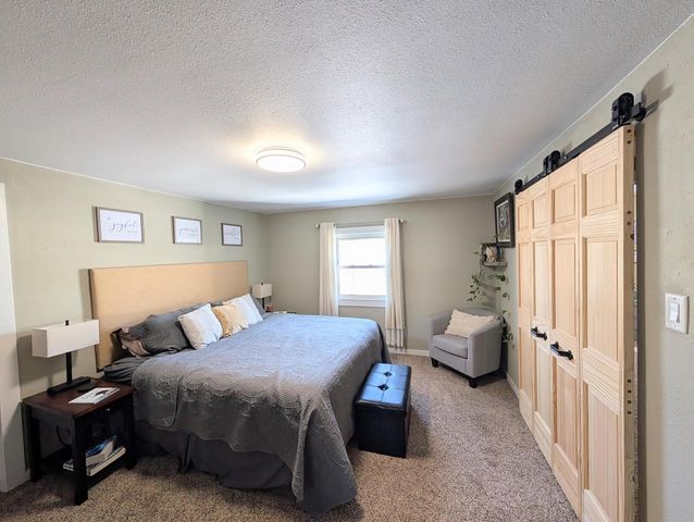 813 N Water STREET, Watertown, WI 53098