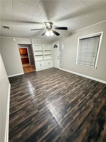 405 Emmett Street, Bryan, TX 77802