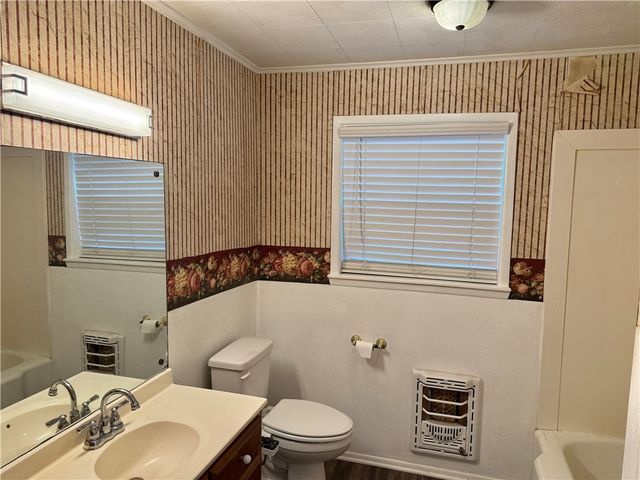 405 Emmett Street, Bryan, TX 77802