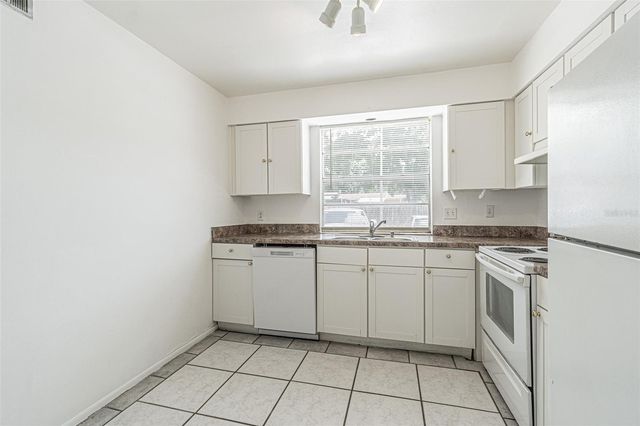 7517 ABONADO ROAD 7517, Tampa, FL 33615
