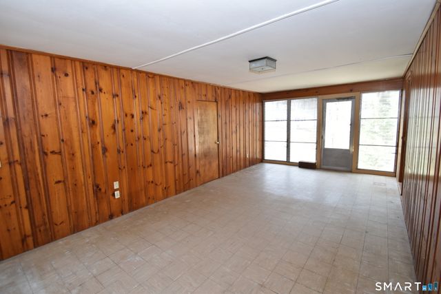 32 Hemlock Lane, East Hartford, CT 06118