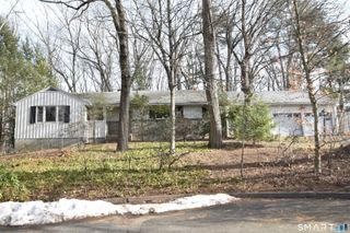 32 Hemlock Lane, East Hartford, CT 06118