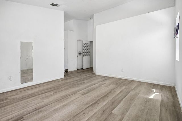 4807 Miramare, Stockton, CA 95206