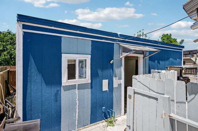 4807 Miramare, Stockton, CA 95206