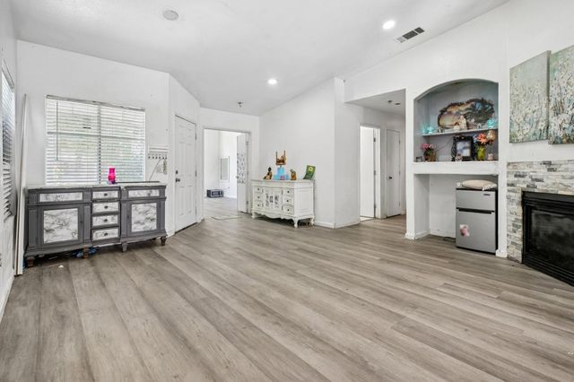 4807 Miramare, Stockton, CA 95206