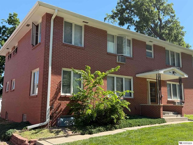 3012 N Street, Lincoln, NE 68510