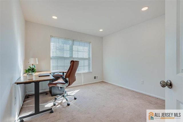 31 Shepherd Way, South Brunswick, NJ 08824