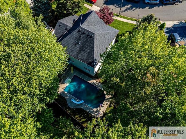 31 Shepherd Way, South Brunswick, NJ 08824