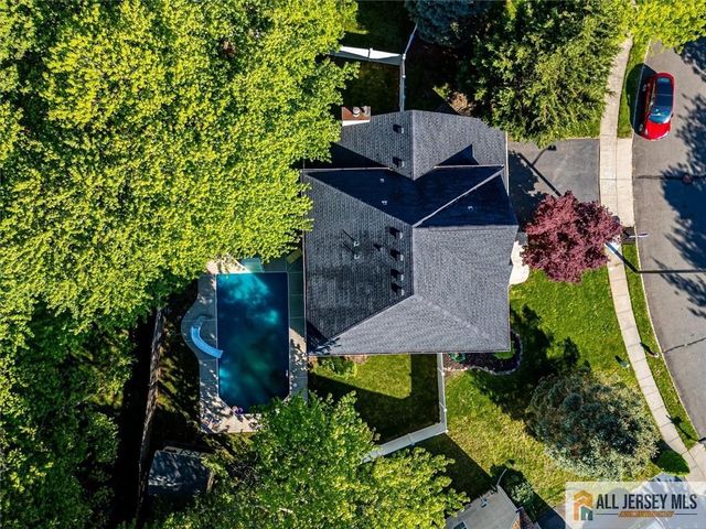 31 Shepherd Way, South Brunswick, NJ 08824