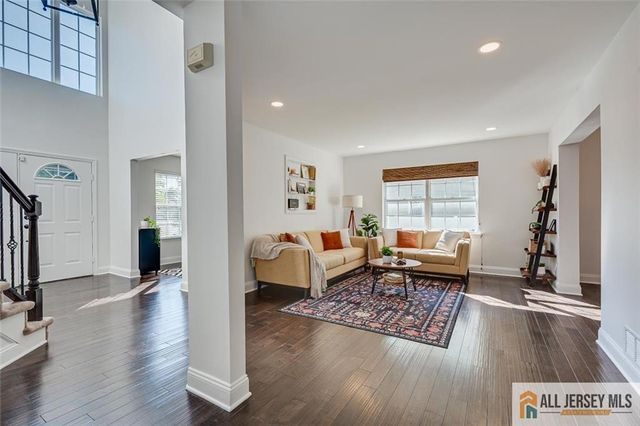 31 Shepherd Way, South Brunswick, NJ 08824