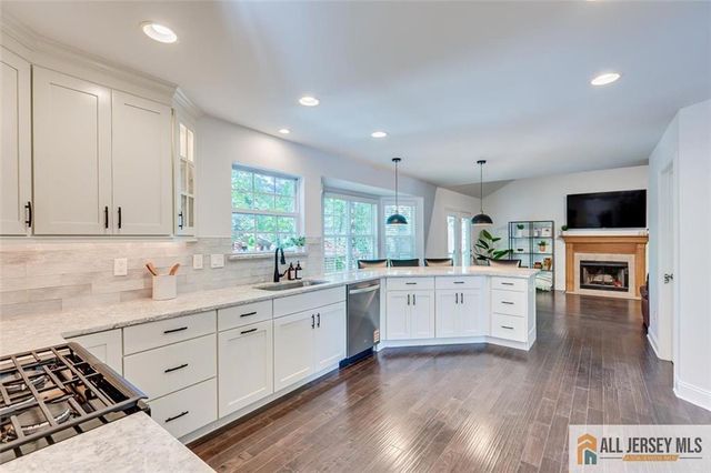 31 Shepherd Way, South Brunswick, NJ 08824