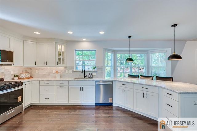 31 Shepherd Way, South Brunswick, NJ 08824