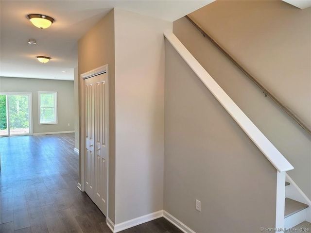 22 Lombard Circle 22, North Haven, CT 06473