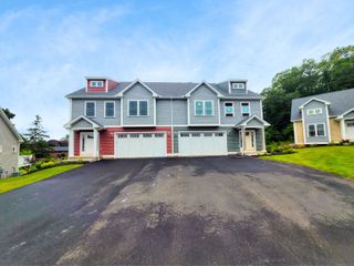22 Lombard Circle 22, North Haven, CT 06473