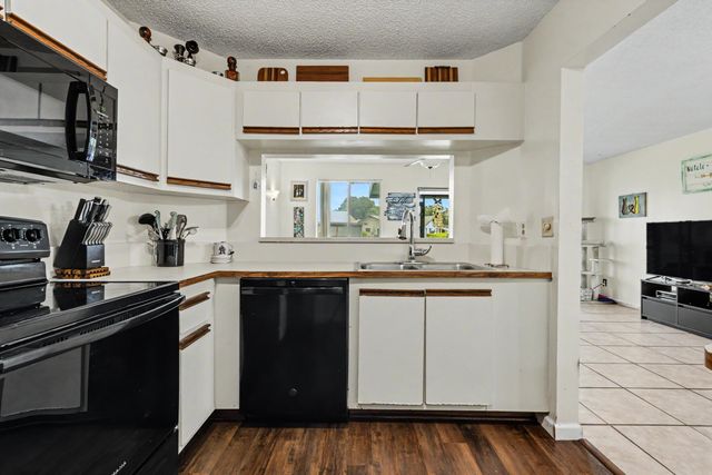 2269 DISCOVERY Circle W, Deerfield Beach, FL 33442