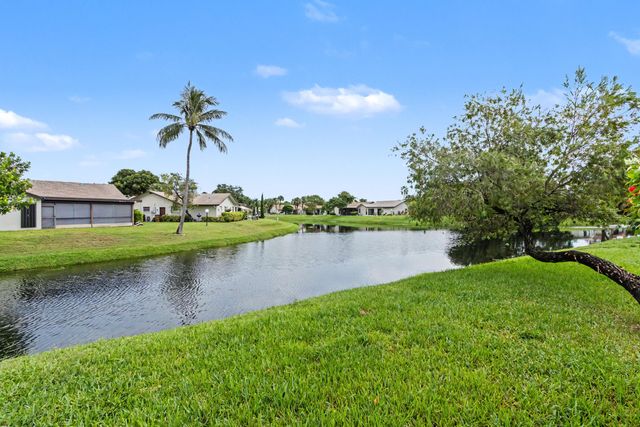 2269 DISCOVERY Circle W, Deerfield Beach, FL 33442