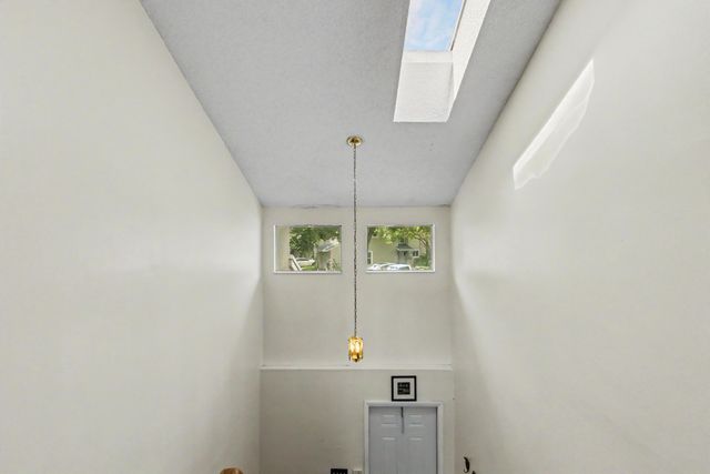 2269 DISCOVERY Circle W, Deerfield Beach, FL 33442