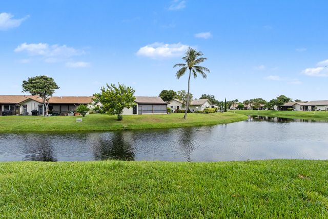 2269 DISCOVERY Circle W, Deerfield Beach, FL 33442