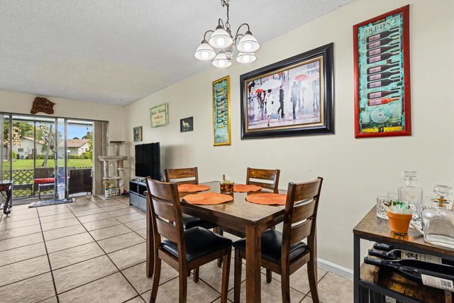 2269 DISCOVERY Circle W, Deerfield Beach, FL 33442