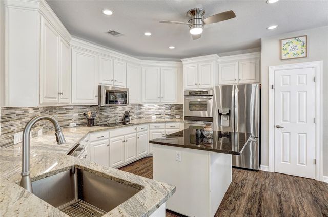 205 Del Aire CT, Georgetown, TX 78628