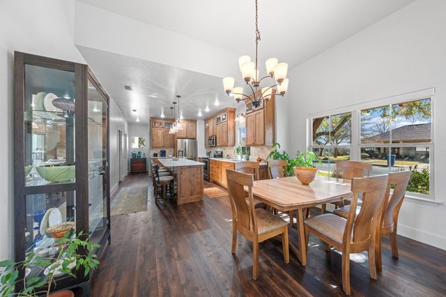 1808 Chalet Circle, Kerrville, TX 78028