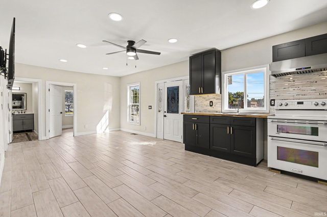 3902 W Western Avenue, South Bend, IN 46619