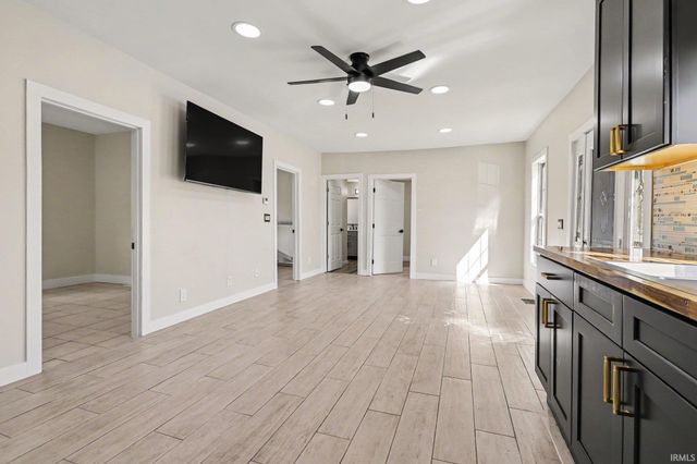 3902 W Western Avenue, South Bend, IN 46619