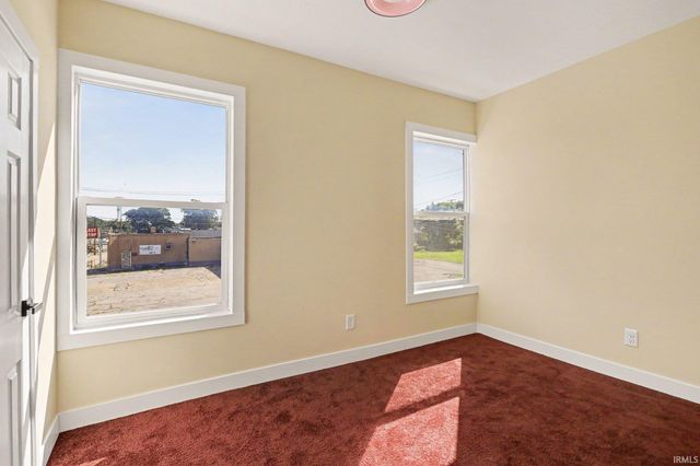 3902 W Western Avenue, South Bend, IN 46619