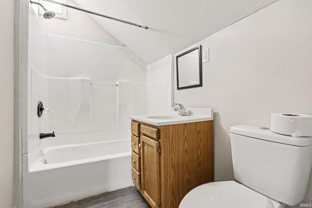 3902 W Western Avenue, South Bend, IN 46619