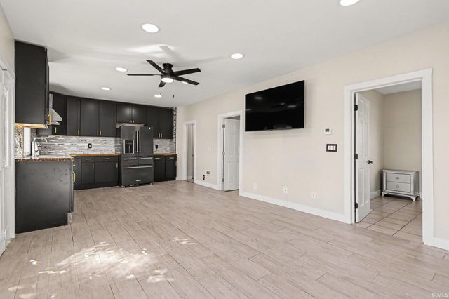 3902 W Western Avenue, South Bend, IN 46619