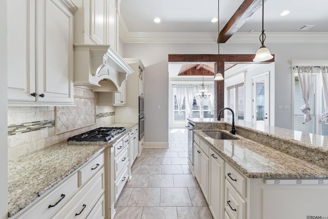 12114 Rotterdam Ave, Geismar, LA 70734