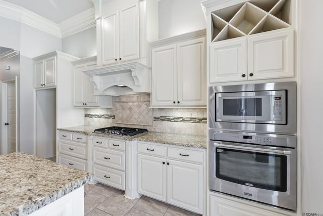 12114 Rotterdam Ave, Geismar, LA 70734