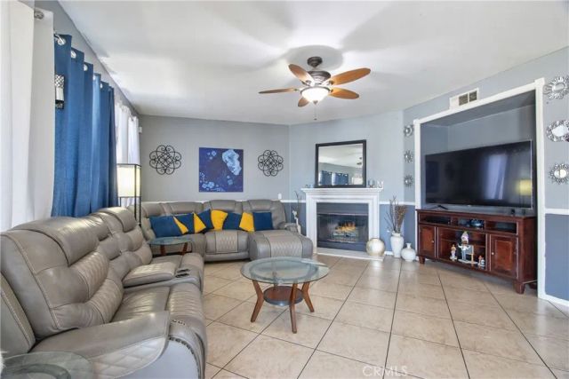 1705 Beacon Court, San Jacinto, CA 92582