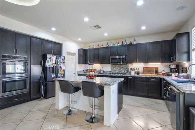 1705 Beacon Court, San Jacinto, CA 92582