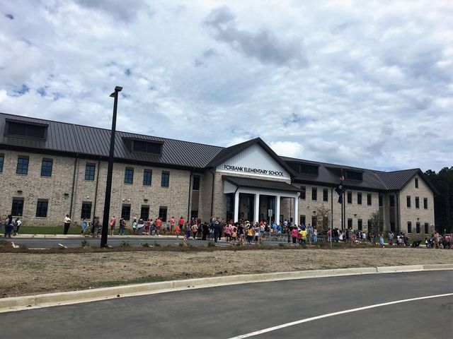 327 Hillman Trl Drive, Moncks Corner, SC 29461