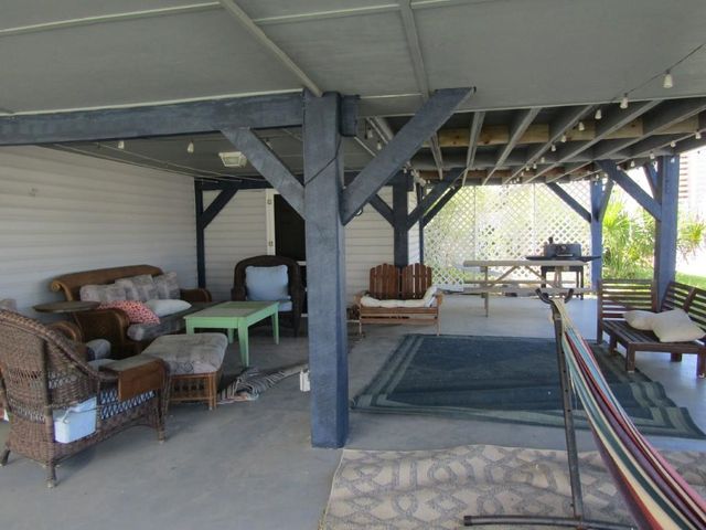 311 36th Ave. N, North Myrtle Beach, SC 29582