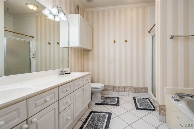 25 HIGHLAND, Tuscaloosa, AL 35406