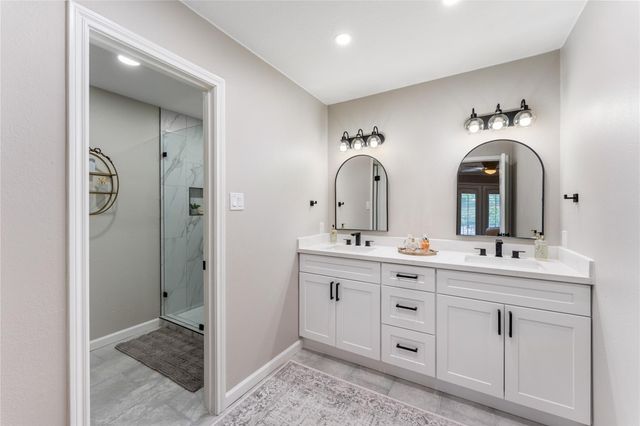 3301 Winter Lane, Baytown, TX 77521