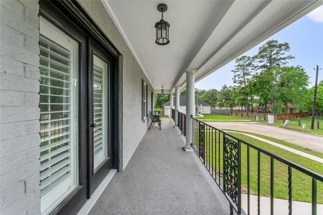 3301 Winter Lane, Baytown, TX 77521