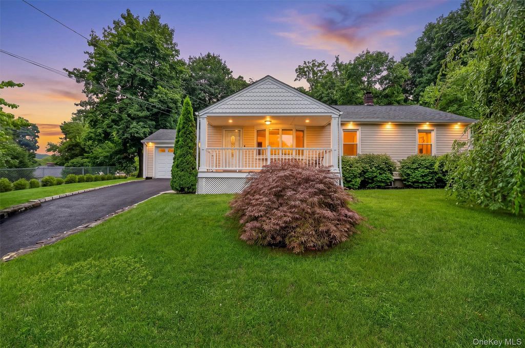 8 Durrin Avenue, Cortlandt Manor, NY 10567