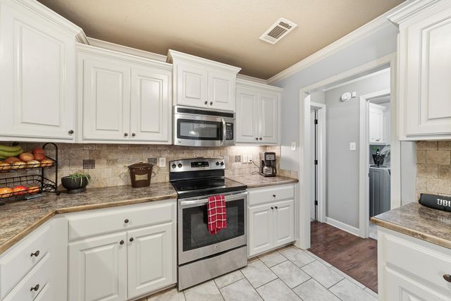 36 Winchester Drive, Austin, AR 72007