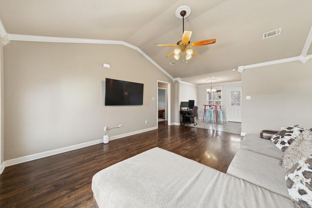 36 Winchester Drive, Austin, AR 72007