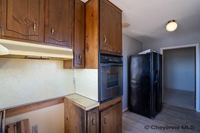 5318 BRAEHILL RD, Cheyenne, WY 82009
